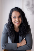 Gayathri headshot